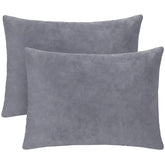 1 MIDDLE ONE small pillow in velvet cover, travel-ready neck support.