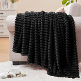 BEDELITE twin fleece blanket 60x80 close-up shows soft fleece and 3D ribbed texture for warmth