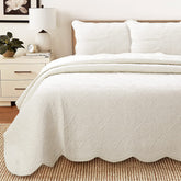 Cozy Line quilt set for oversized king beds with breathable cotton comfort.