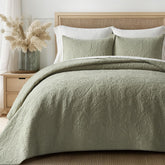 Evergracehome paisley quilt king-set adds timeless charm and cozy texture
