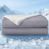 Exclusivo Mezcla cooling comforter on bed showing breathable king-size cooling for hot sleepers