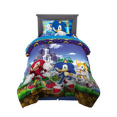 Franco Sonic Hedgehog twin comforter front design on blue sky, kid-friendly style.