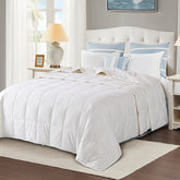 Globon California King down blanket with ultra-light warmth for hot sleepers