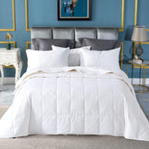 Globon summer down comforter on king bed for cool, breathable sleep.