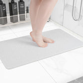 Hargiis non-slip bathtub mat front view showing secure grip on wet floors