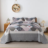 HoneiLife oversized king quilt close-up stitching for even filling and durability.