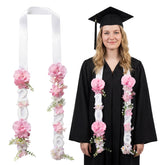Janinka graduation lei with 2026 text for photo moments.