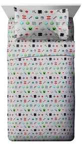 Jay Franco Minecraft Creeper sheet set with Creeper graphic for kidsβ bedtime fun.