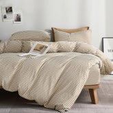 JELLYMONI cotton duvet cover with khaki stripes offers breathable comfort and chic styling.