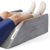 LightEase dual-leg elevation pillow provides stable support for both legs.