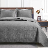 Love's cabin oversized king quilt with coin pattern, lightweight and versatile for all-season use.