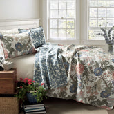Lush Decor Sydney front floral quilt adds vibrant garden charm to the bed