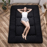 MAXYOYO Japanese floor mattress front view showing queen size for versatile lounging