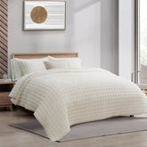 RECYCO luxury velvet quilt set full queen showing premium texture and elegant sheen
