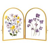 REDHUGO double glass frame highlights pressed flowers with a clean, elegant display.