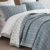 SahSahCasa quilt set queen in white and grayish-blue for versatile all-season bedding