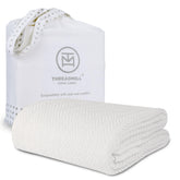 Threadmill luxury cotton blanket queen-size provides premium warmth and comfort.