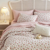 Wake In Cloud floral quilt pattern highlights delicate roses for cozy cottage style