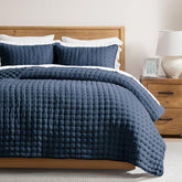 WDCOZY navy blue king quilt on display with smooth drape