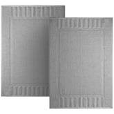 White Classic luxury bath mat in absorbent cotton for plush post-shower comfort