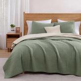 WRENSONGE king-size quilt with square-stitched pattern for durable style and elegance