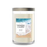 Yankee Candle Large Tumbler Sun & Sand close-up showing fragrance notes and dual-wick design for even burning