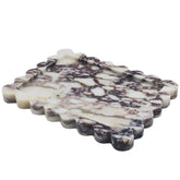 YMXYJM Calacatta Viola tray edge with scalloped finish for chic display