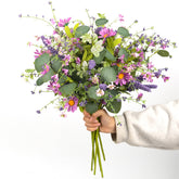 YUGALI 20-inch artificial bouquet with daisies and lavender, ideal for a bright vase centerpiece.