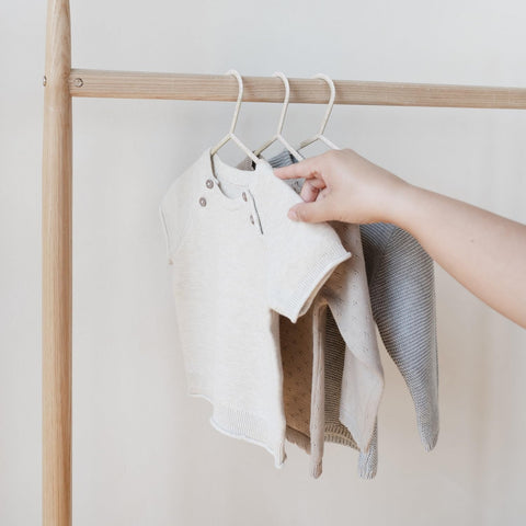 3 Sprouts wheat straw hangers speckled cream finish adds soft aesthetic.
