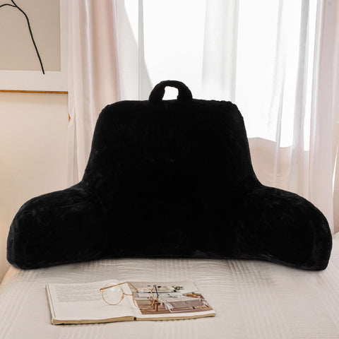 A Nice Night backrest with arms provides shoulder support during lounging.