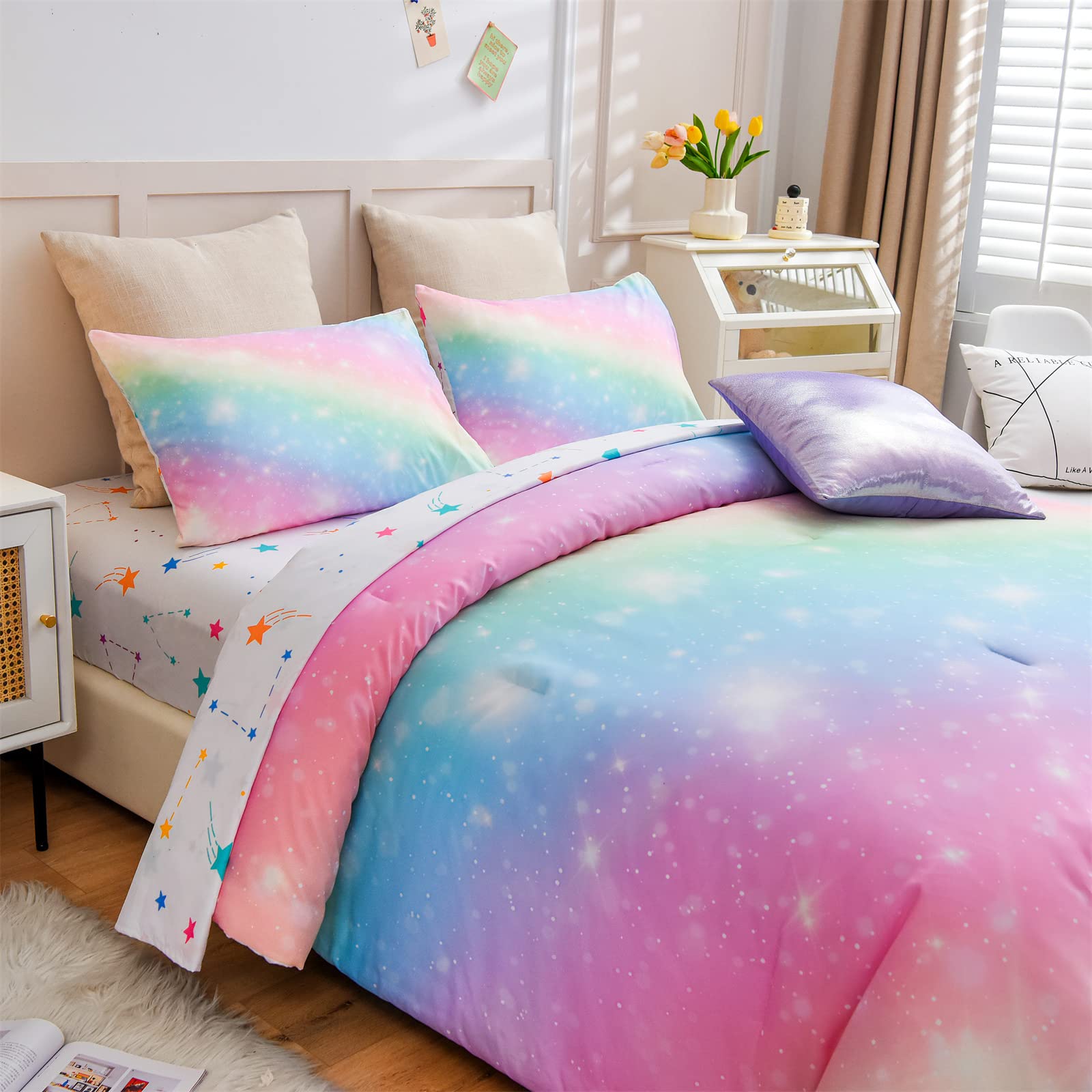 A Nice Night easy-care set, machine washable in cold water for busy families.