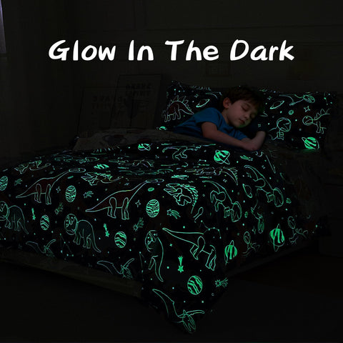A Nice Night fitted-sheet-54x74-14 ensures a snug bed fit and durability.