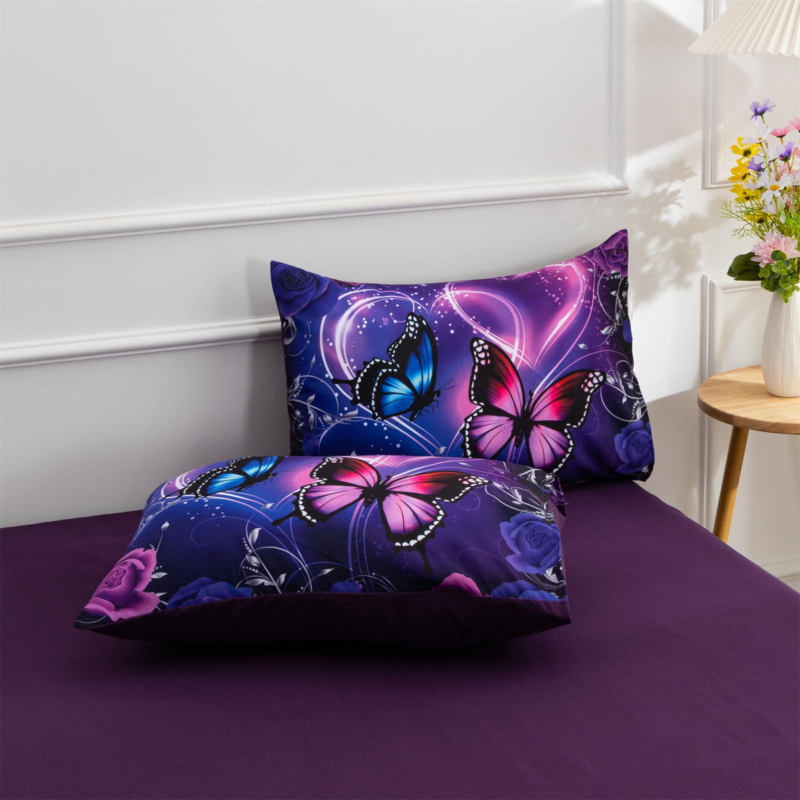 A Nice Night Galaxy bedding in a stylish girls' bedroom scene