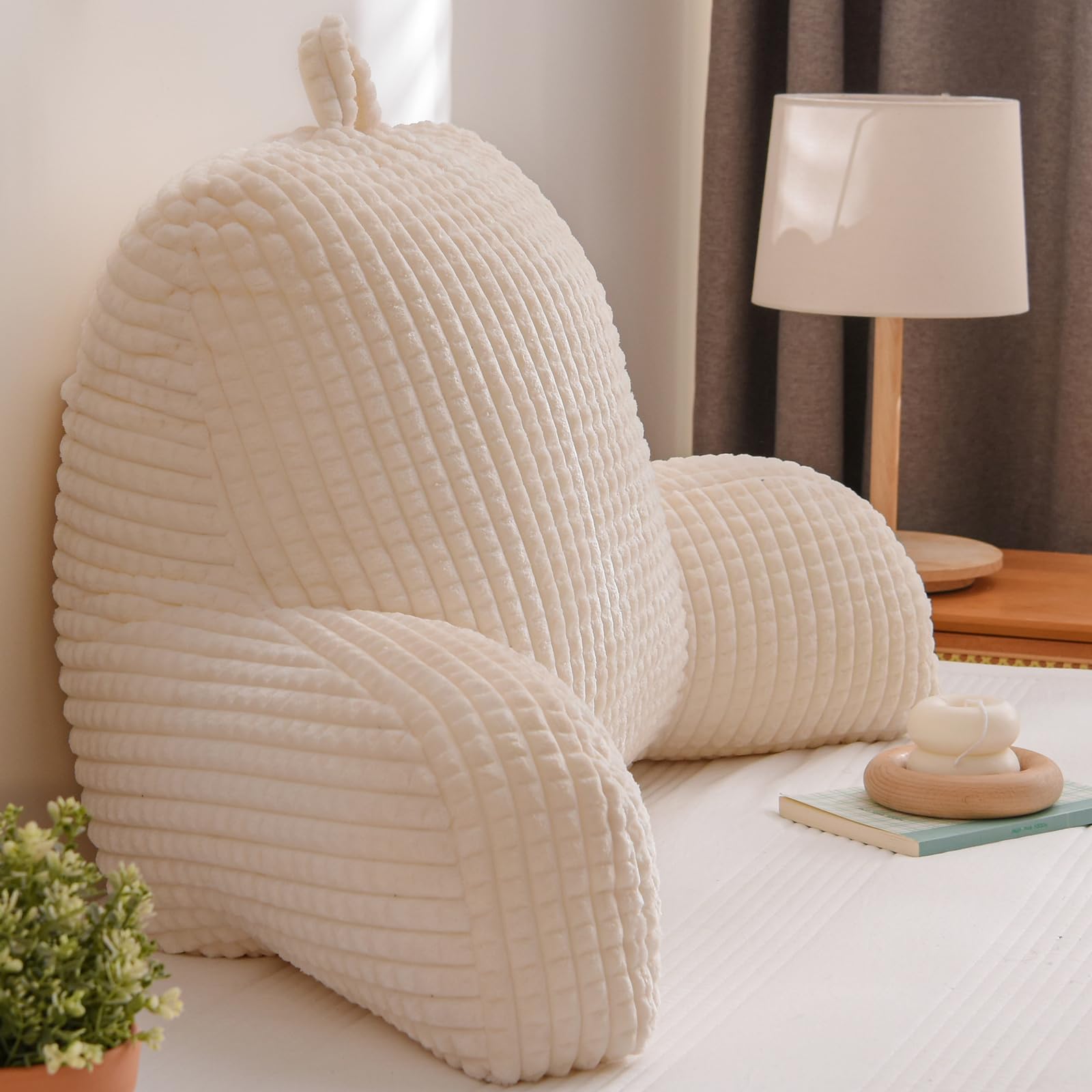 A Nice Night reading pillow with carry handle for easy transport around the home.