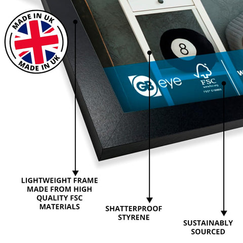 ABYSTYLE GB Eye frame vertical hanging option for flexible layouts.