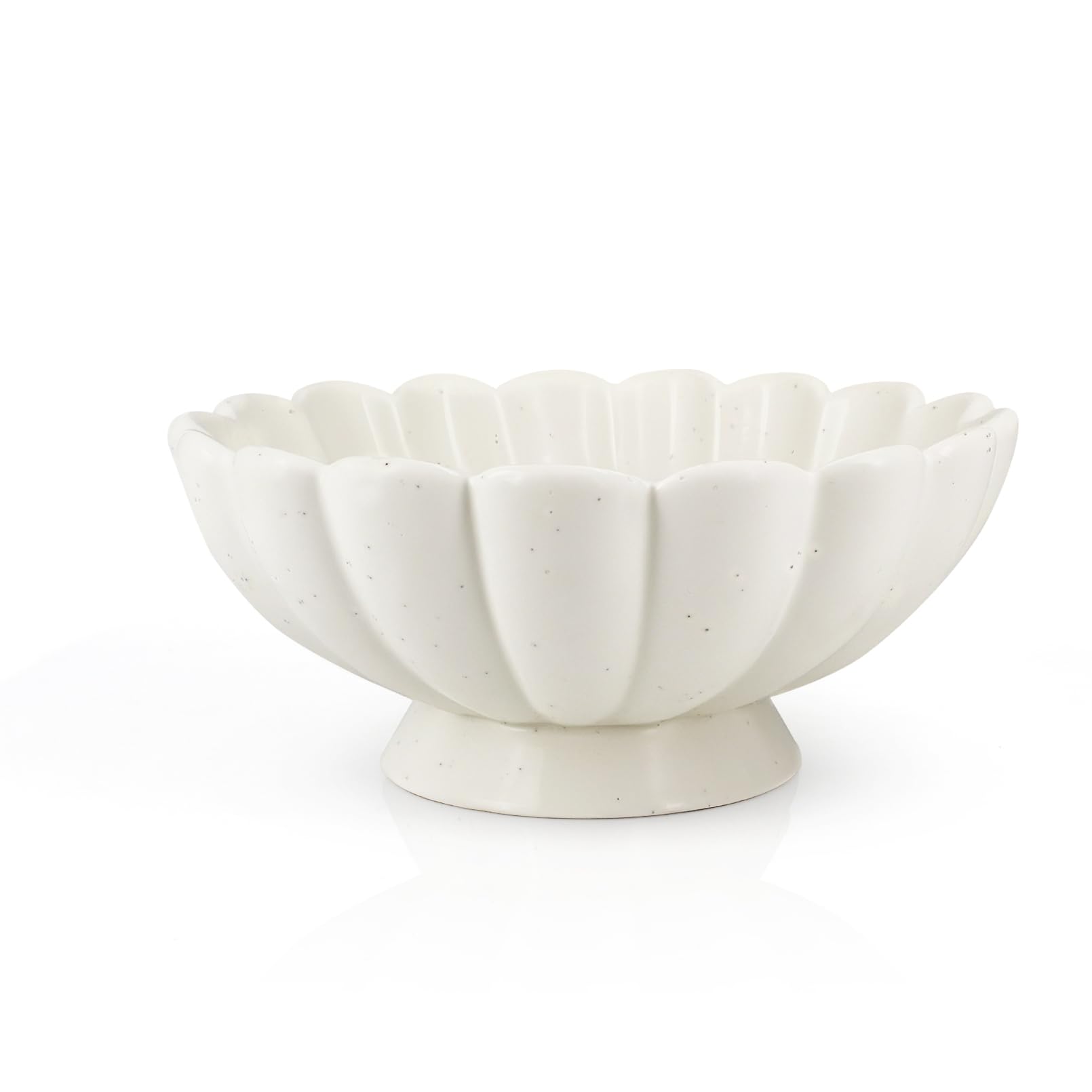 Accessoryway 8inch white scalloped bowl on pedestal for elegant fruit display