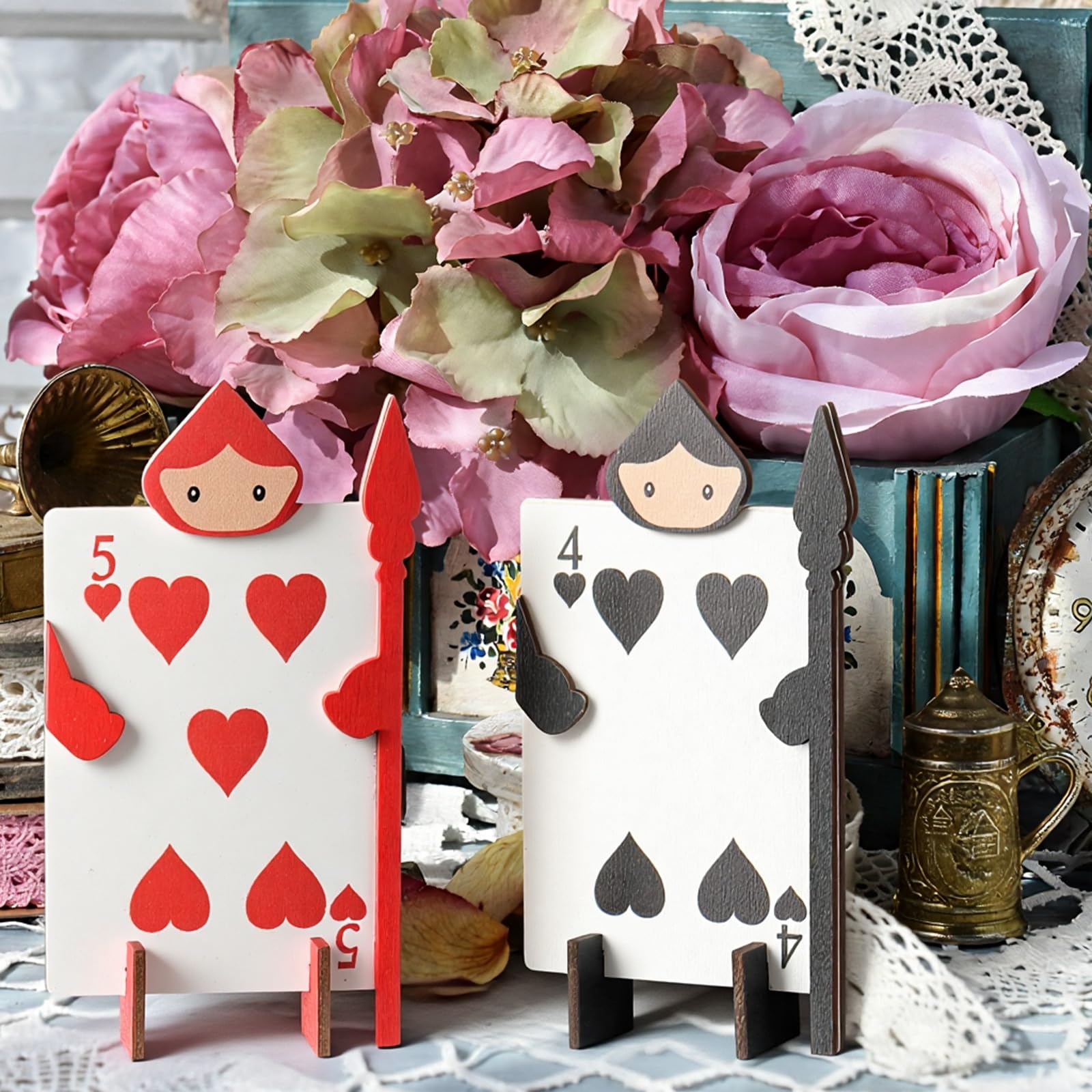AceOrbit table-top decor enhances any Wonderland event setting.