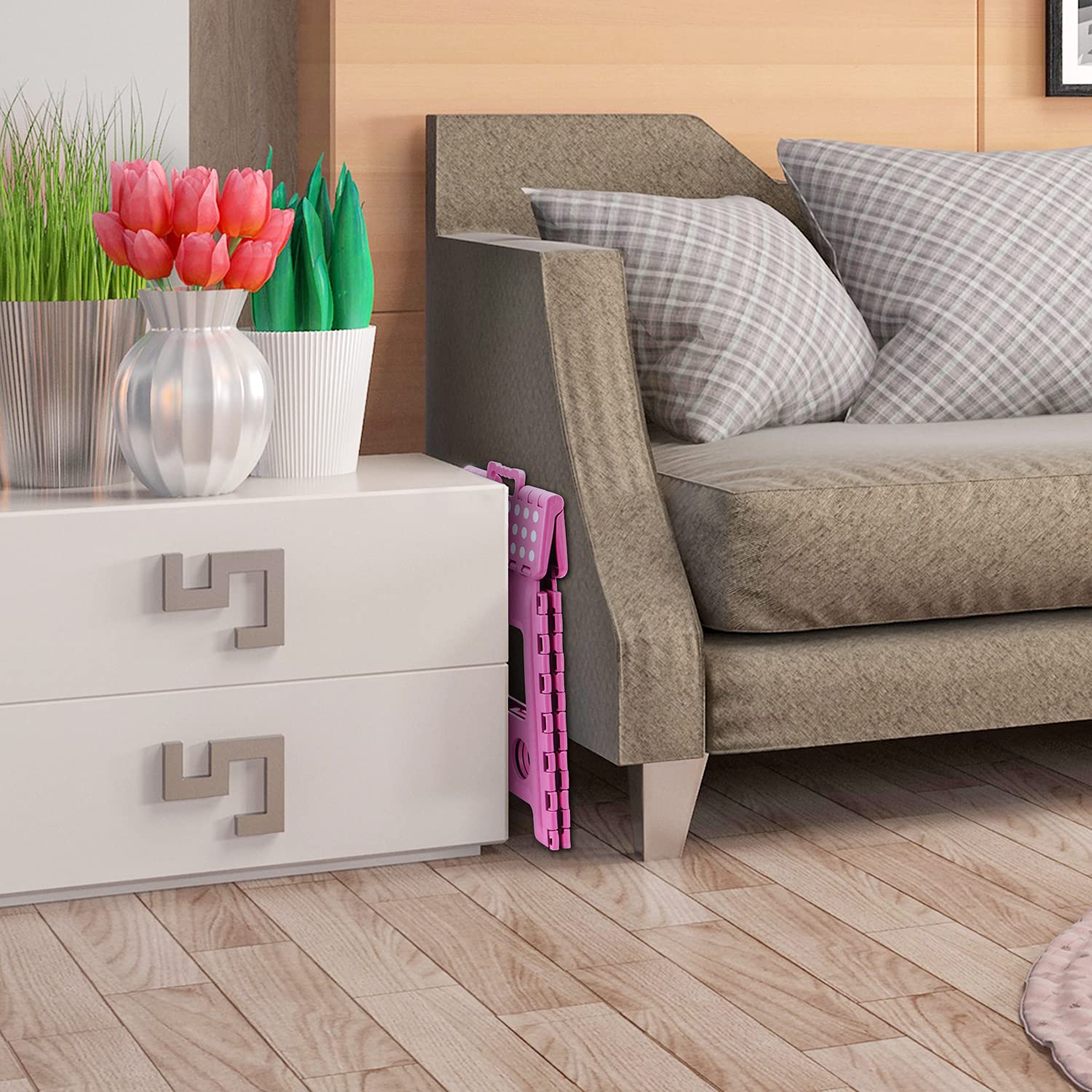 ACKO space-saving design fits neatly in a corner or closet.