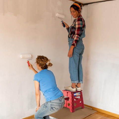 ACKO step stool with rounded corners protects feet and surroundings.