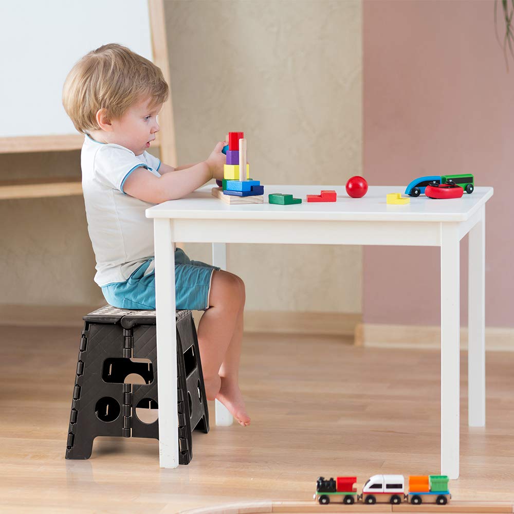 ACSTEP stool with rounded corner protection reduces bump risk