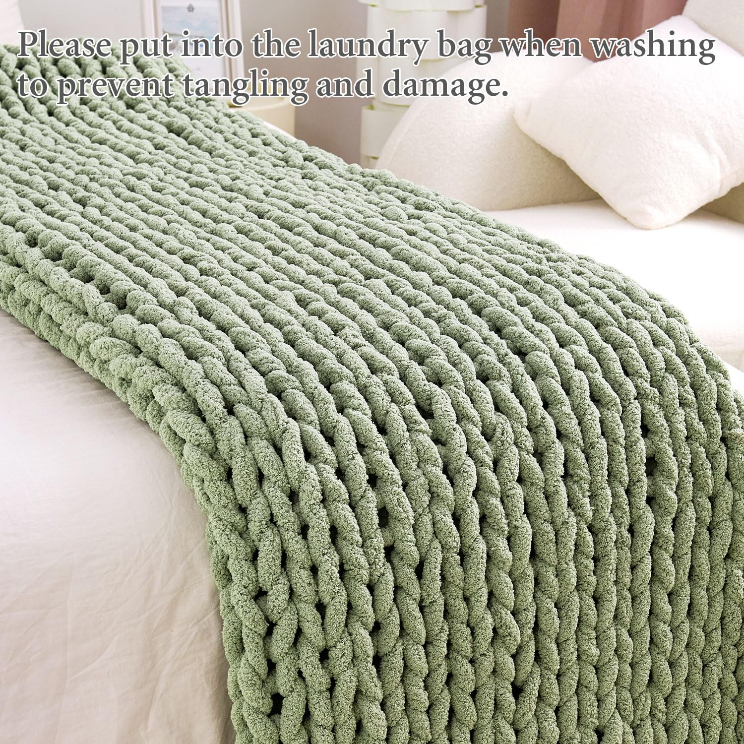 Admitrack machine-washable blanket stays fluffy after washing.