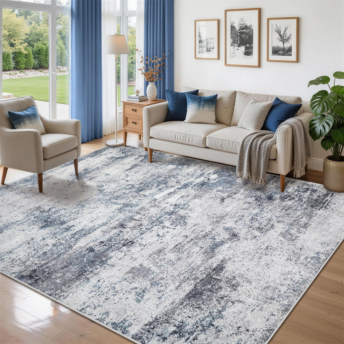 Aelenmu abstract tumble pattern rug adds modern style to any room.
