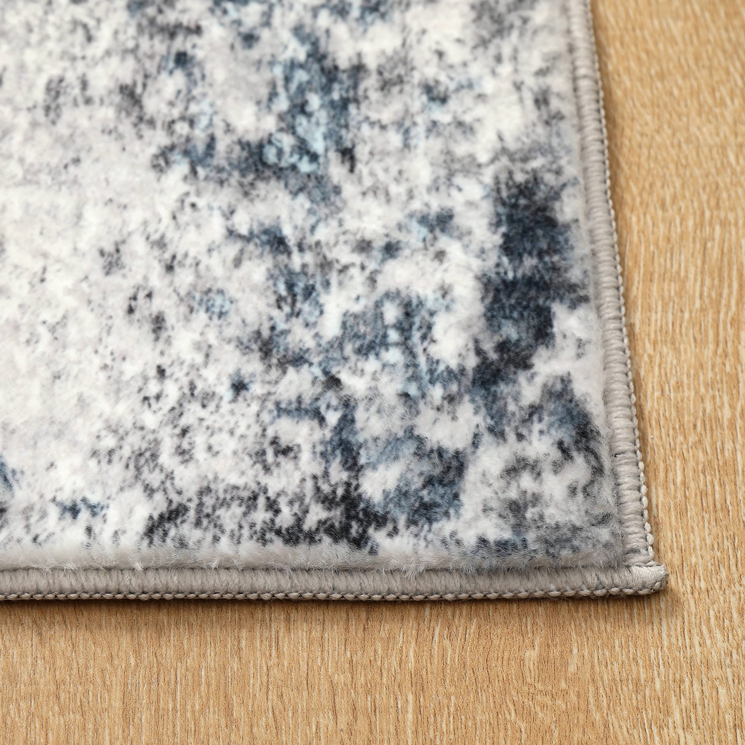 Elegant abstract pattern from Aelenmu complements modern interiors.