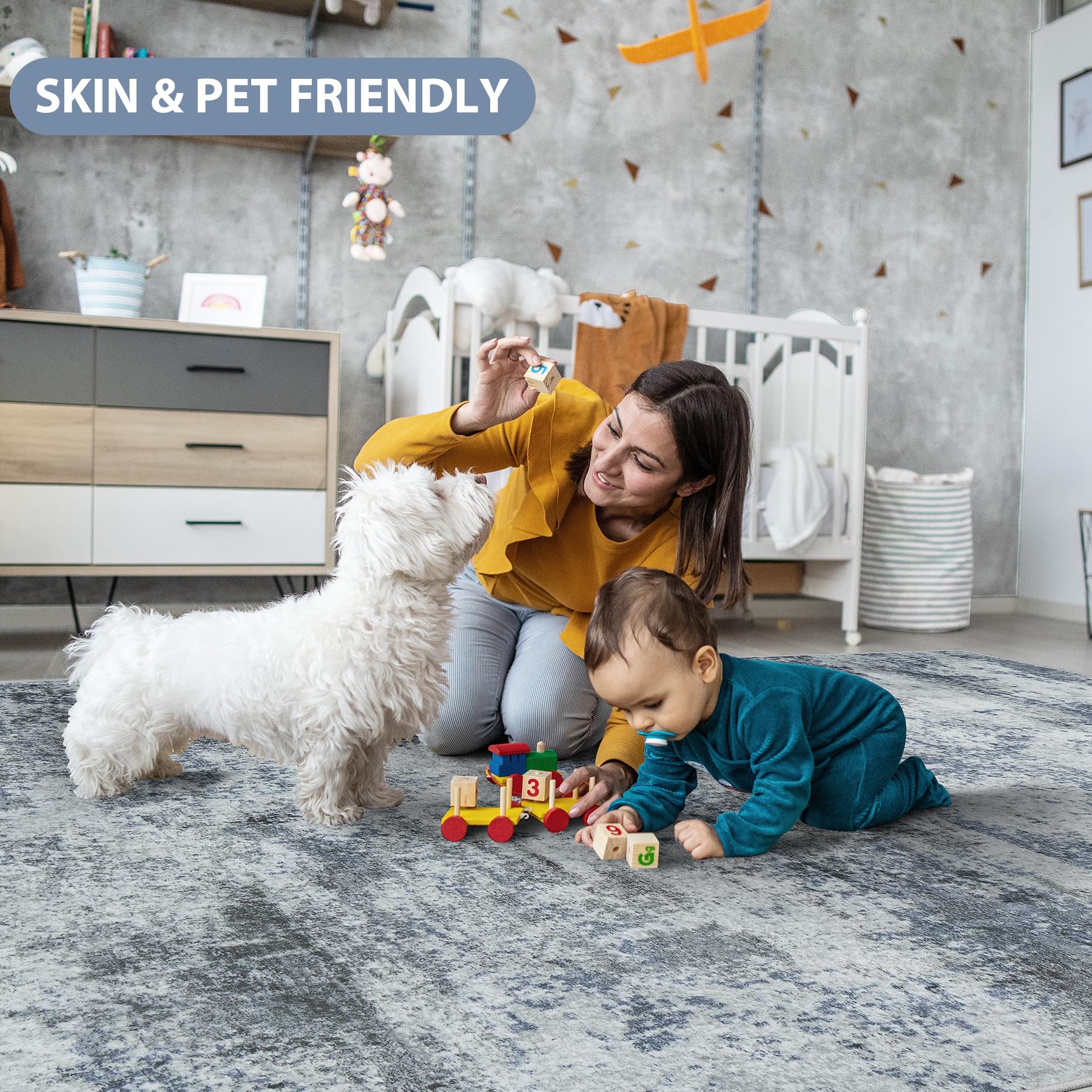 Aelenmu water-resistant edge helps protect floors from spills.