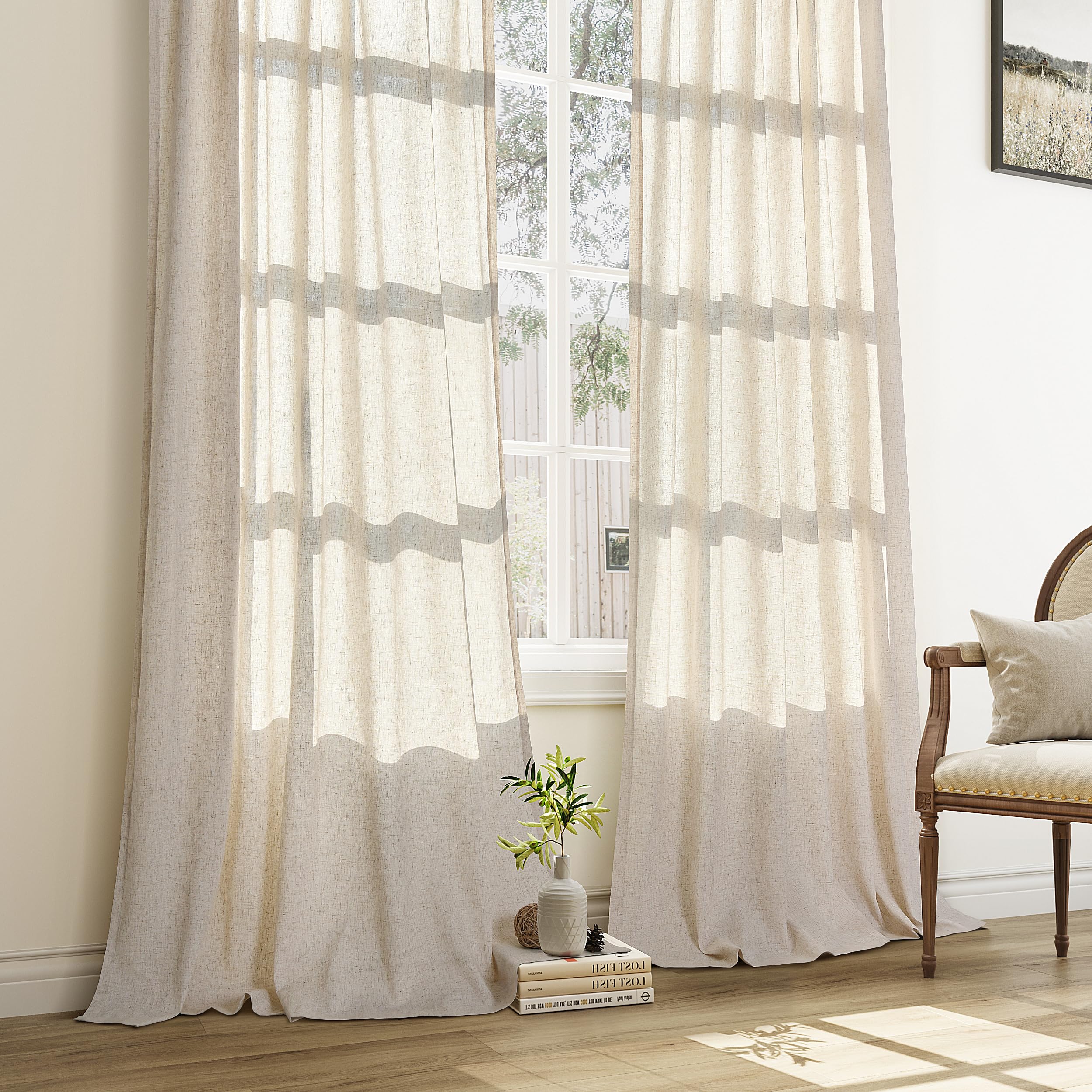 Aersas back-tab hanging style hides the rod for a clean look.
