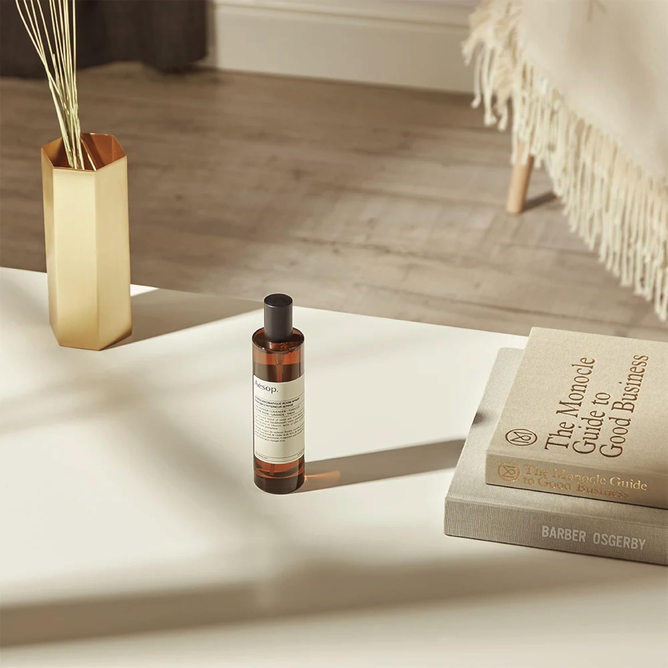 Aesop Istros bazaar-inspired aroma enriches gatherings and evenings.