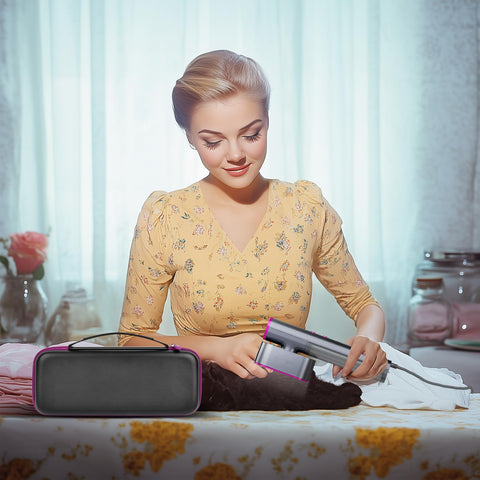Againmore steamer case in black complements travel gear while keeping items neatly arranged.