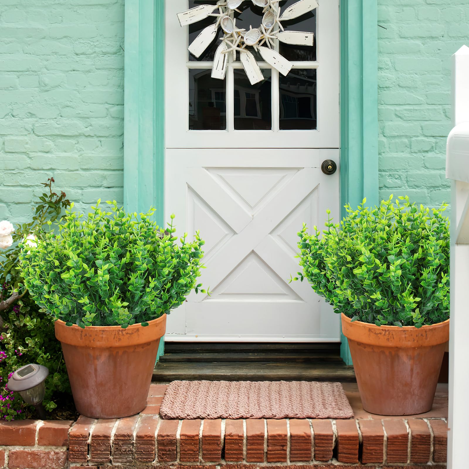 AGIRL greenery for wall-hanging ideas provides simple indoor decor.