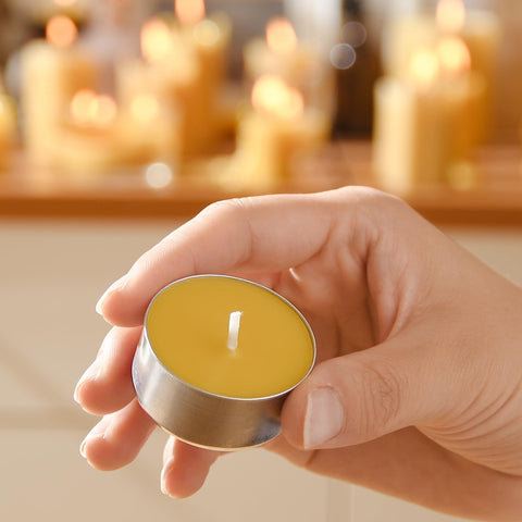 AGLARY tealights with reusable aluminum cups prevent spills and simplify recycling.