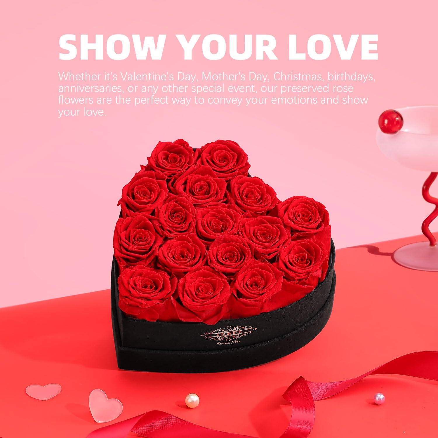 Agrul forever roses close-up highlights premium gift presentation